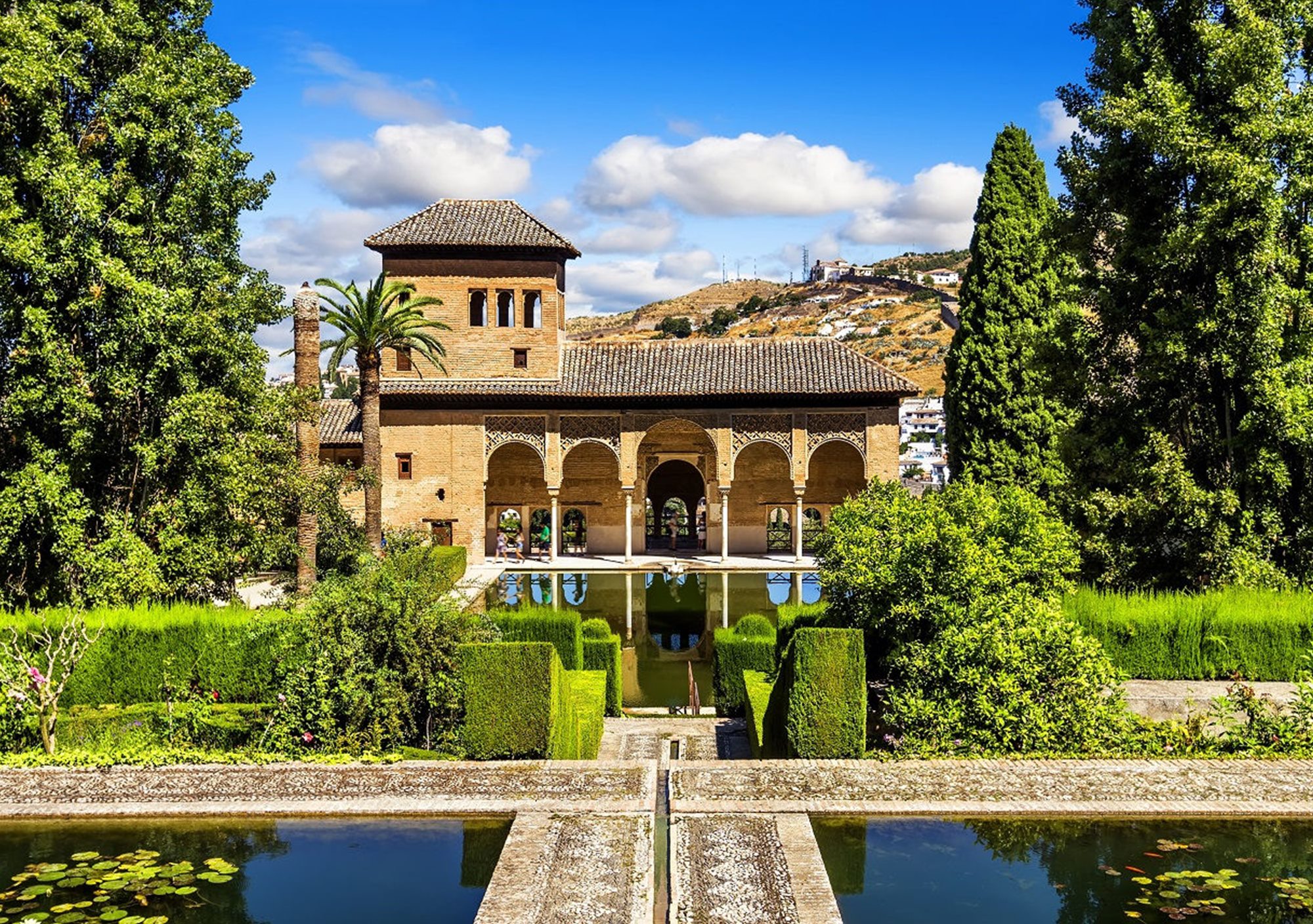 book Alhambra visit Alcazaba Gardens and Generalife